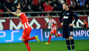 Olympiakos's Greek defender Giannis Maniatis
